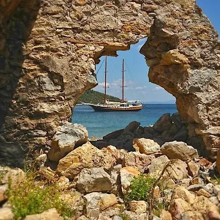 La Reine بوتيل Corfu (city)