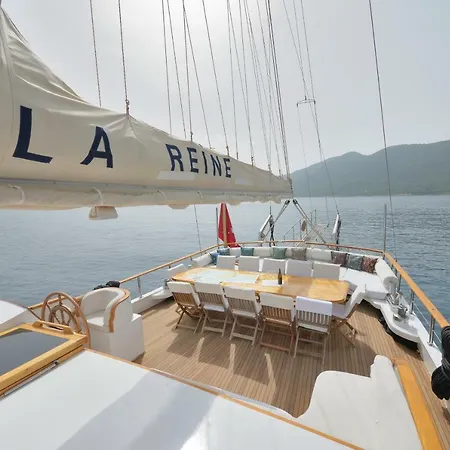 La Reine Corfu (city)
